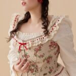 Curve & Plus Rosey Christmas Cottage Corset
